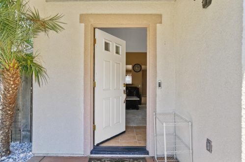 3213 Dewar Ln, Turlock CA  95382-9672 exterior