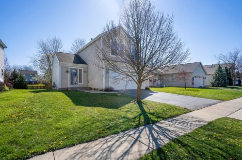 1481 Meadowlark Ln, Marysville, OH 43040-8535