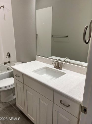 15986 Electra Ln, Sun City AZ 85387 exterior