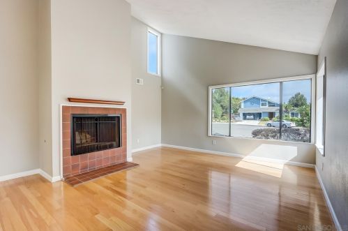 3577 Durham Cir, Oceanside CA  92056-4903 exterior