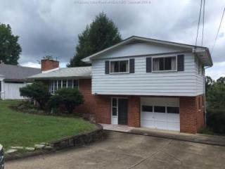 1581 Clark Rd, Charleston, WV 25314-2336