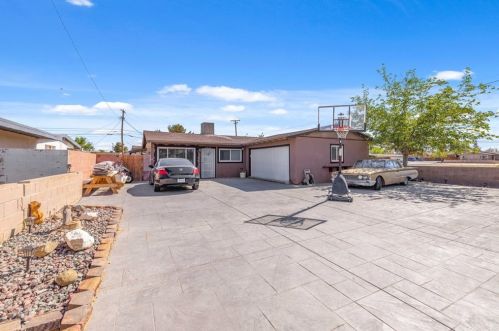 27036 Jerome St, Boron, CA 93516-1632
