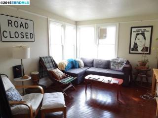 839 Athens Ave, Oakland, CA 94607-3427