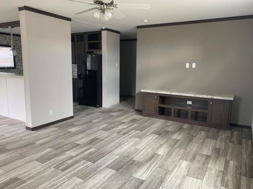 101 Bowie St, Nocona, TX 76255-2201