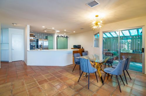 53755 Eisenhower Dr, La Quinta CA  92253-3569 exterior
