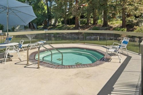 1640 La Terrace Cir, San Jose CA 95123-5316 exterior