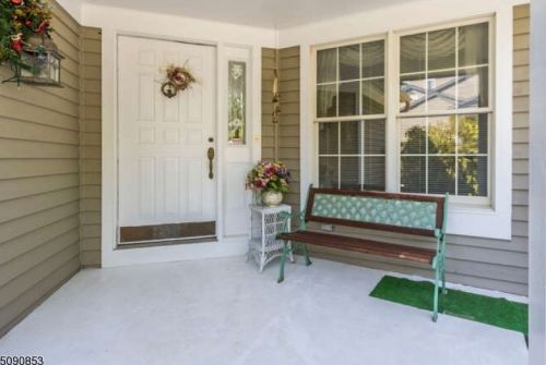 90 Edgewood Rd, Bedminster, NJ 07921-1650