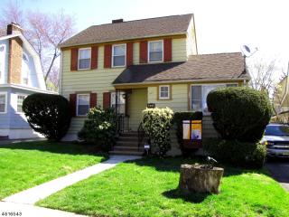 423 Conrad Rd, Englewood NJ  07631-1606 exterior