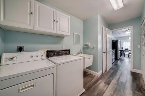 1023 Timberwood Dr, Beaver Falls PA 15010-1613 exterior