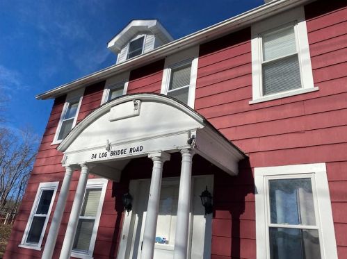34 Log Bridge Rd, Coventry, RI 02816-4502