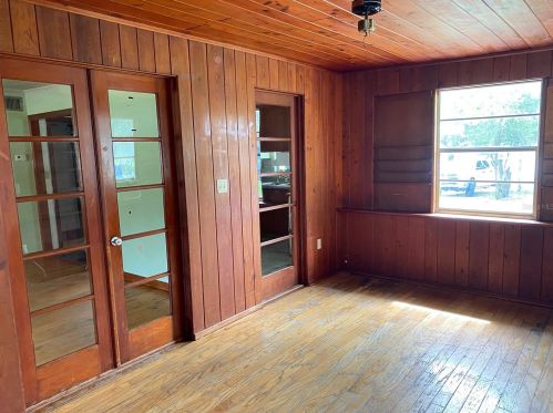 514 Sinclair Ave, Tavares FL  32778-2619 exterior