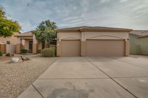 235 Smoke Tree Rd, Gilbert, AZ 85233-6911