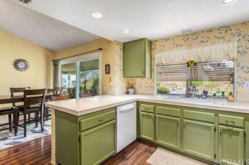 3622 Capriole Rd, Riverside CA  92503-4914 exterior