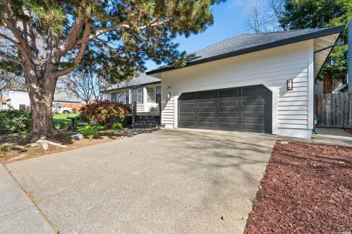 1898 Bennett Meadows Ln, Santa Rosa CA  95405-8375 exterior