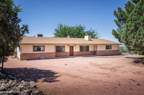 4295 Navajo Ln, Rimrock, AZ 86335-5637