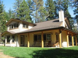 785 Crow Rd, Merlin OR  97532-9719 exterior
