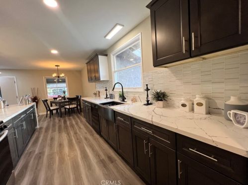 1315 Everett Pl, Orange CA  92867-7007 exterior