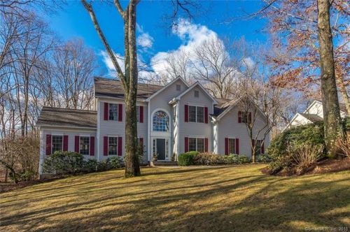 775 Flintlock Rd, Southport, CT 06890-1066