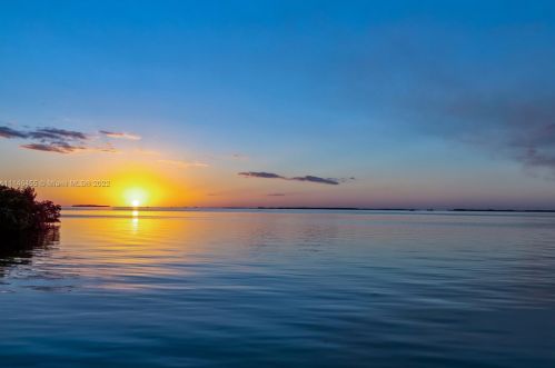 9846 Leeward Ave, Key Largo FL  33037-2305 exterior