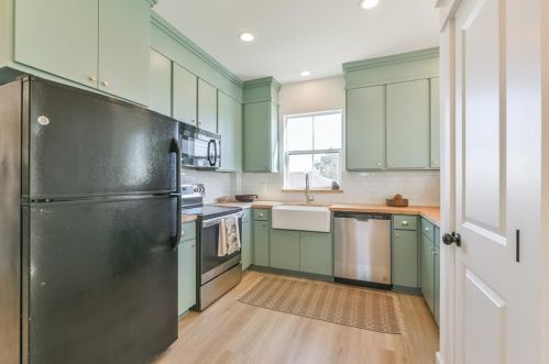 1112 53 St, Galveston TX 77551-4524 exterior