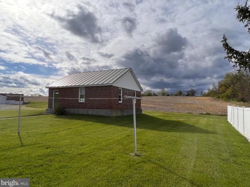 281 Gernants Church Rd, Dauberville, PA 19533-8610