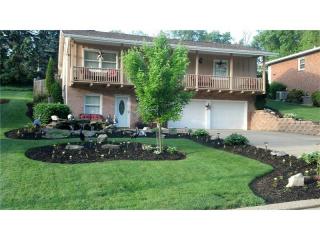 6516 Zupancic Dr, Pittsburgh, PA 15236-3652