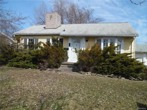 45 Westbourne Dr, Tonawanda, NY 14150-4237