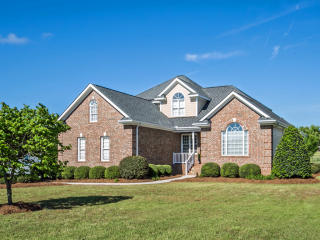 130 Skipwith Dr, Eagle Rock, NC 27591-7764