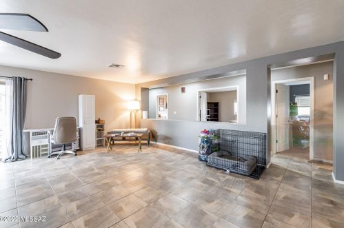 7498 Giachery Ave, Tucson AZ  85747-5613 exterior