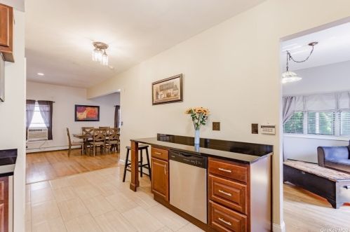 170 Ketcham Ave, Amityville NY  11701-3136 exterior