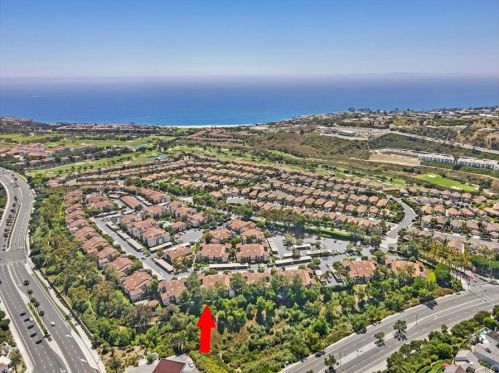 10 Corniche Dr, Dana Point, CA 92629-4001