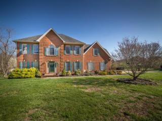 232 Southridge Dr, Blountville, TN 37617-4878