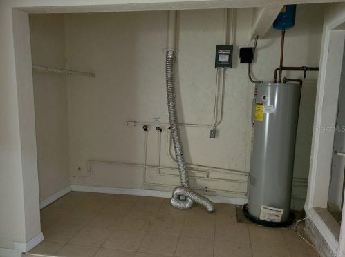 370 Hand Ave, Ormond Beach FL 32174-7556 exterior