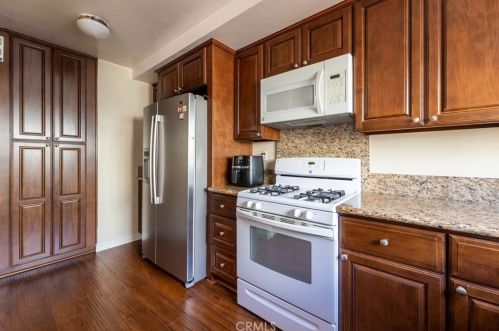 7206 Santa Isabel Cir, Buena Park CA  90620-3138 exterior