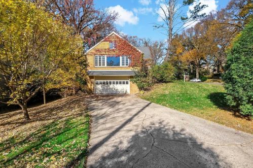 45 Forestdale Rd, Minneapolis MN 55410-2547 exterior