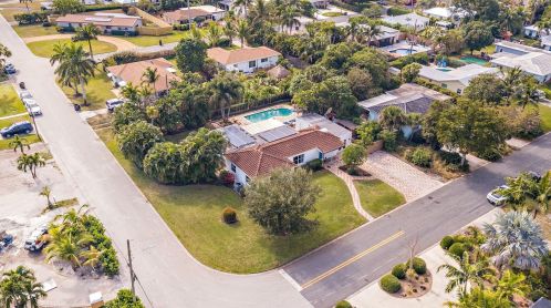 316 Glenn Rd, West Palm Beach FL  33405-4908 exterior