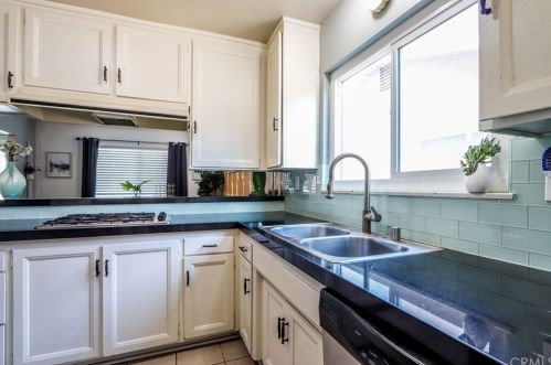 5503 Stevely Ave, Lakewood CA  90713-1745 exterior