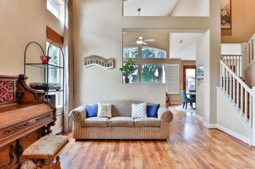 1456 Sapphire Dr, Carlsbad CA 92011-1200 exterior