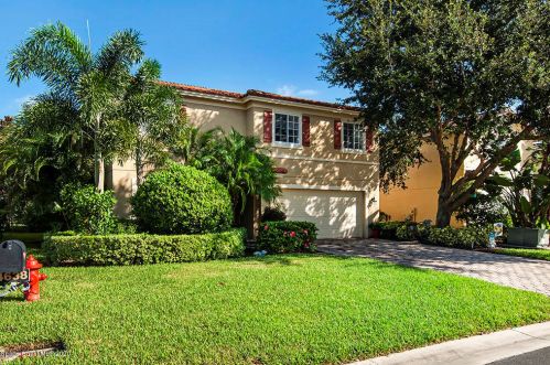 4638 56th Ln, Vero Beach, FL 32967-2402