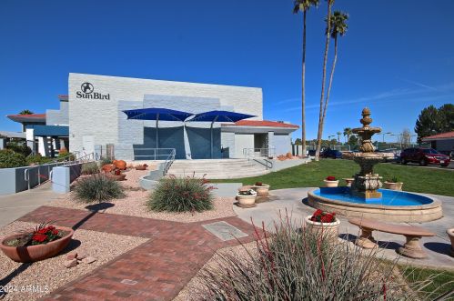 1717 Lindrick Dr, Chandler AZ 85249-5033 exterior