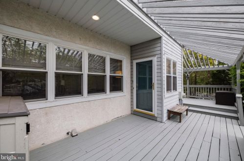 164 Barley Sheaf Dr, Norristown, PA 19403-5307