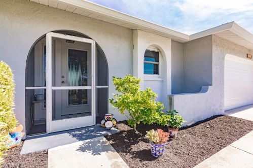 2609 2nd Ave, Cape Coral, FL 33914-4422