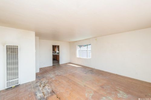 3078 73rd Ave, Oakland, CA 94605-2541
