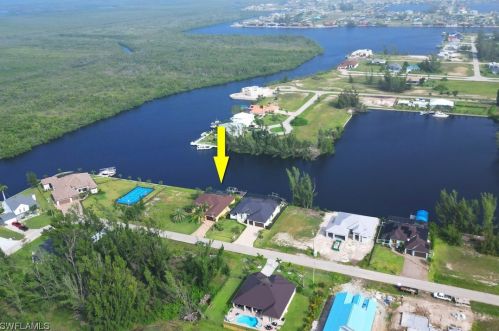 4403 22nd St, Cape Coral, FL 33993-3202