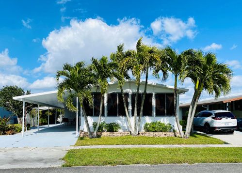 4467 Sandpine Cir, Boynton Beach, FL 33436-2647