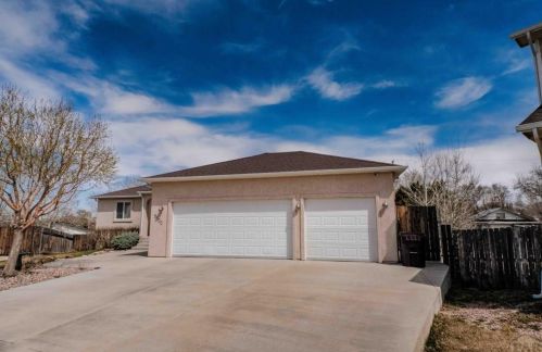 5100 Aramis Ct, Pueblo CO  81005-1160 exterior