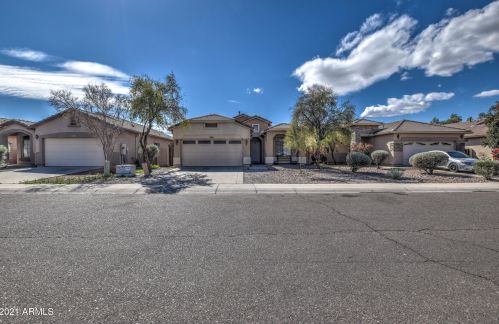 8839 Hess St, Tolleson, AZ 85353-6961