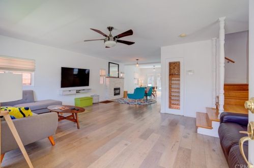 1322 1st St, Long Beach, CA 90802-5720