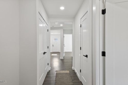 1412 Ashe St, Burlington NC  27217-2810 exterior