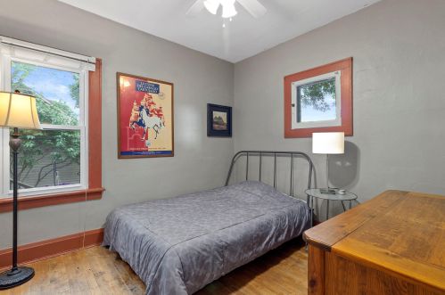 2577 69, Milwaukee WI 53219-2503 exterior